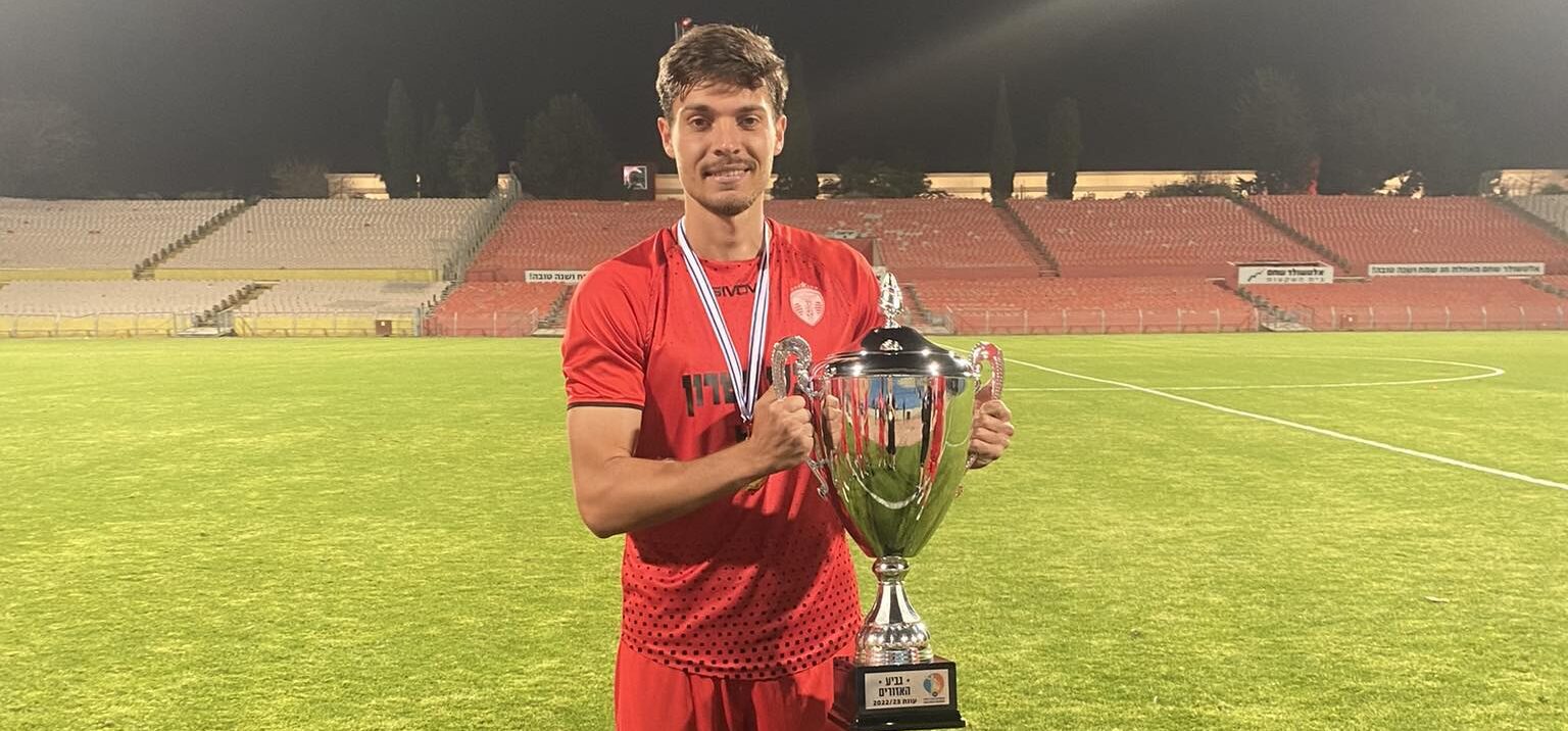 רוסלן קוזניצוב